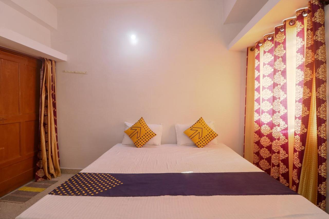 Spot On Hotel Om Kanha Bilāspur Buitenkant foto