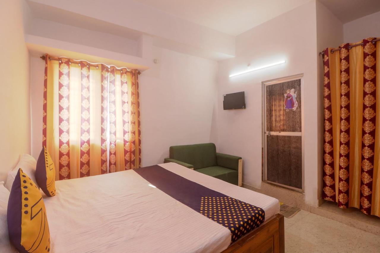 Spot On Hotel Om Kanha Bilāspur Buitenkant foto
