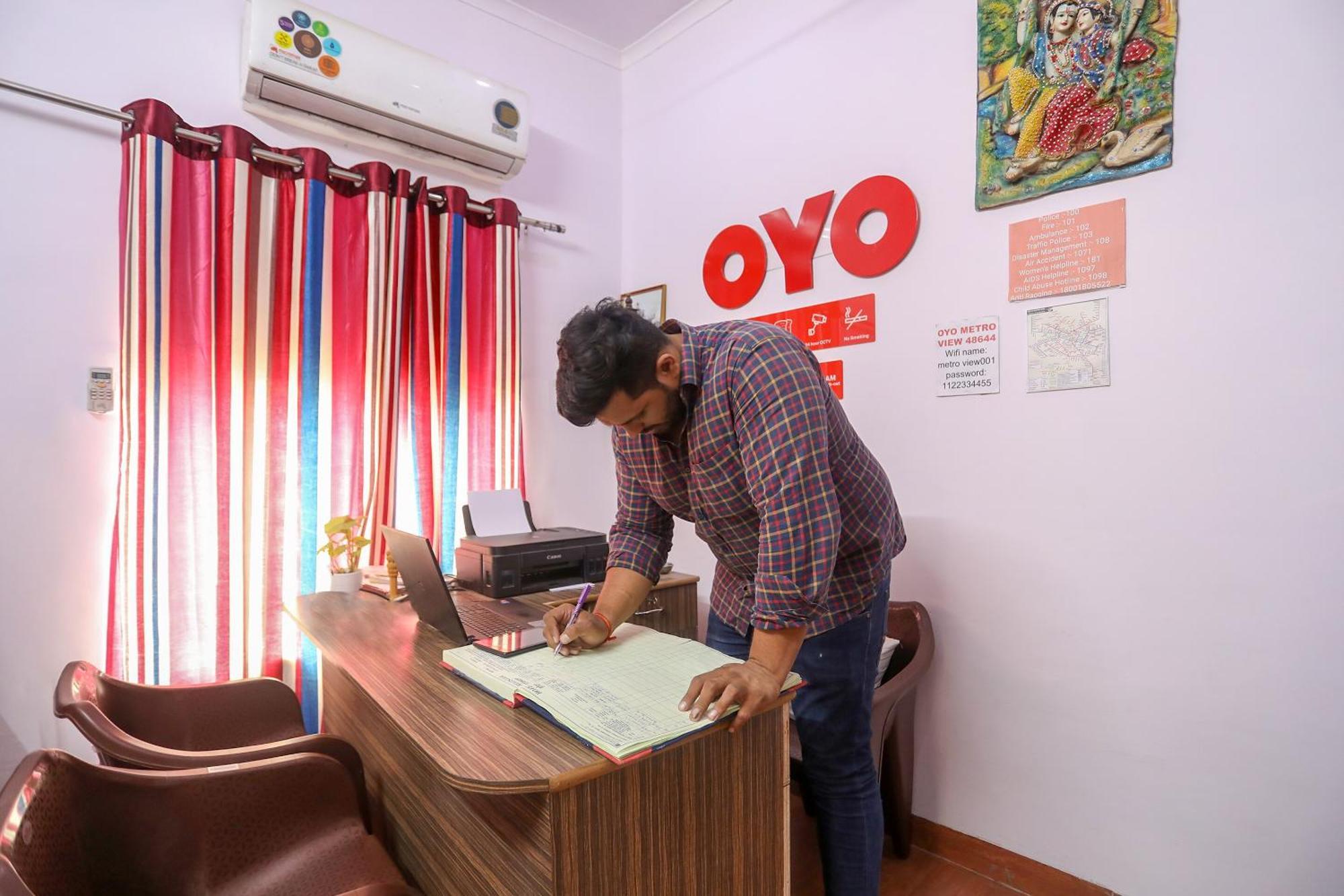 Spot On Hotel Om Kanha Bilāspur Buitenkant foto